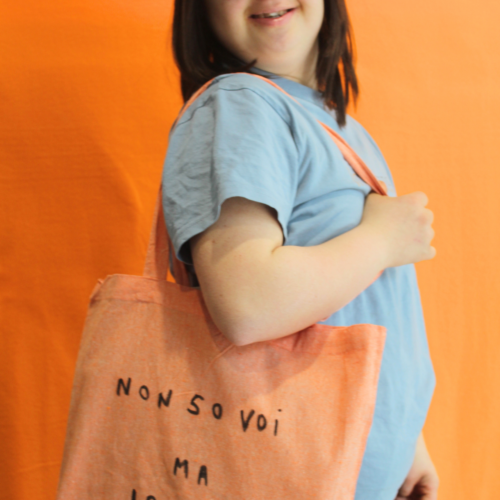 Borsa con frase " NON SO VOI MA IO BASTA" Chiara